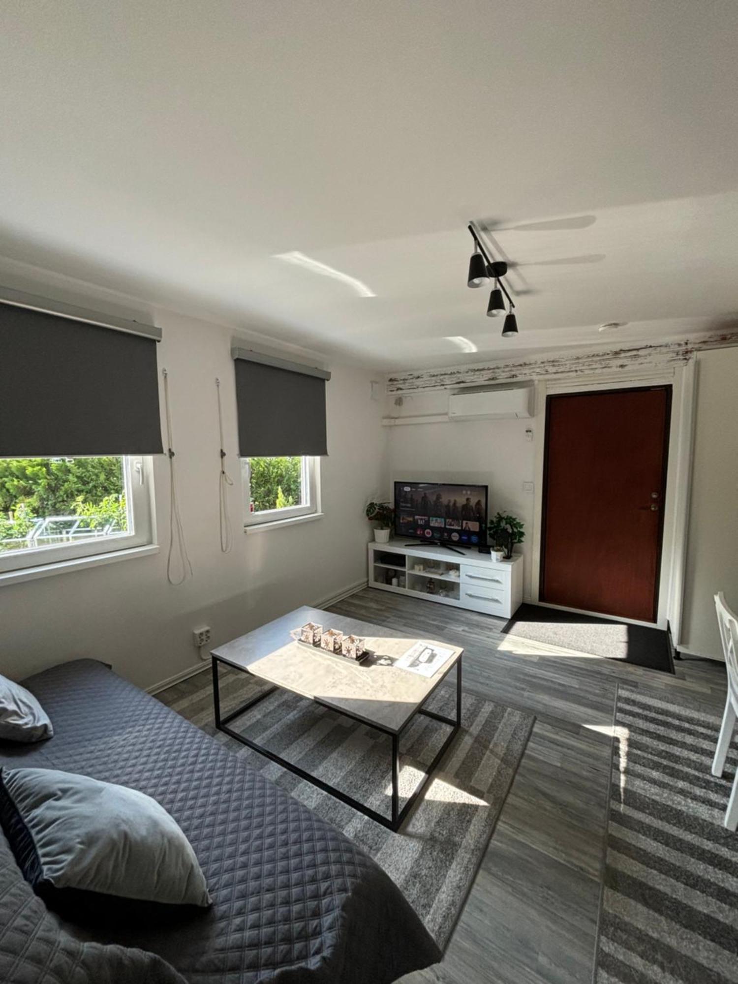 Videdal Apartment 2 Rooms - Own Entrance & Free Parking Malmö Exterior foto